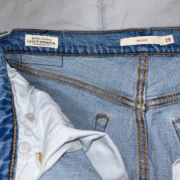 BRAND NEW NWOT: Levi’s Women’s Blue Straight Wedgie Jeans Size 29 - Picture 8 of 9